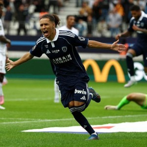 雷速体育app下载-巴黎FC时隔46年再次在法甲取胜，创造联赛纪录